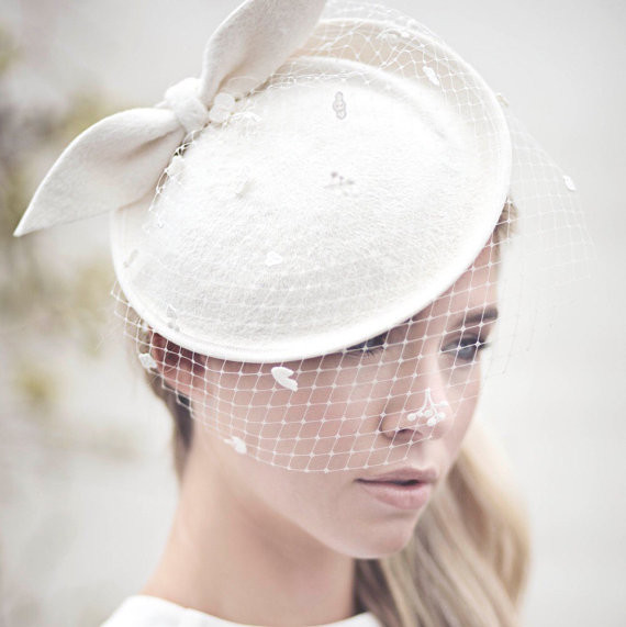 Hut Hochzeit
 Hochzeit Schleier Braut Fascinator Hut Filzhut Schleife