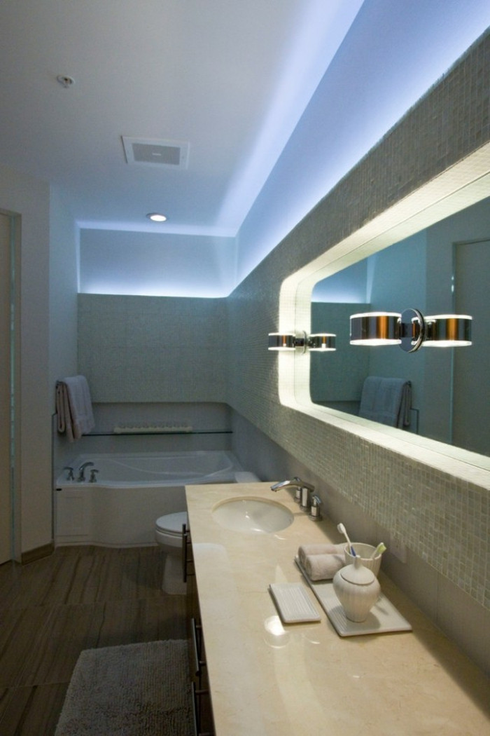 Indirekte Beleuchtung
 LED indirekte Beleuchtung für ein exklusives Badezimmer