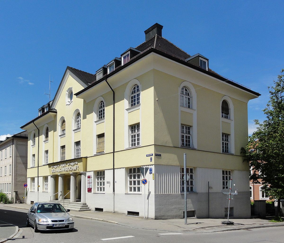 It Haus
 Haus der Milchwirtschaft –