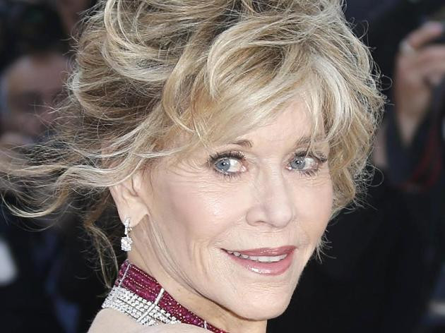 Jane Fonda Frisuren
 Leute Jane Fonda schlägt sich Frisuren aus dem Kopf