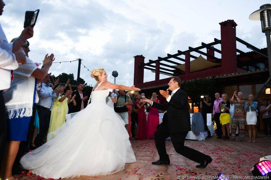 Jens Büchner Hochzeit
 Jens Büchner Eigentlich wollte Daniela ihn gar nicht mehr