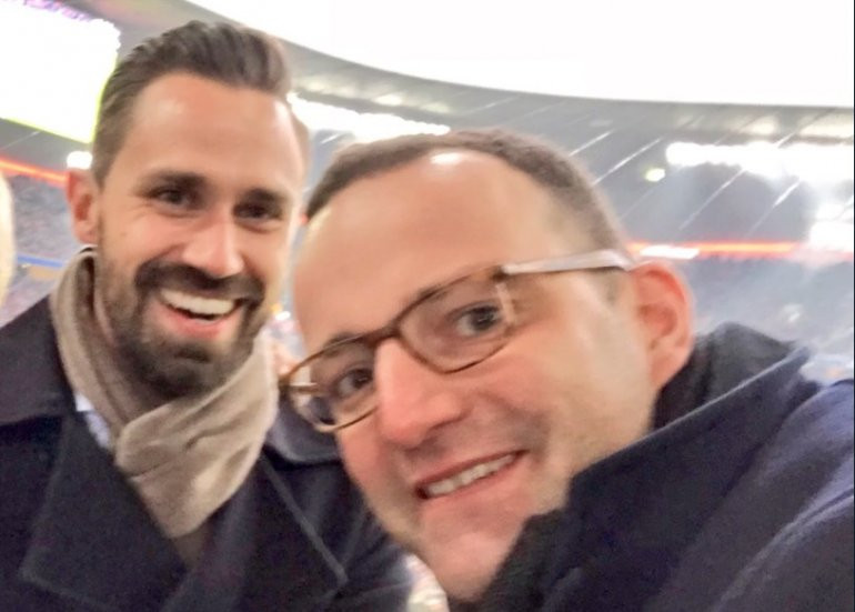 Jens Spahn Hochzeit
 Jens Spahn und Daniel Funke haben geheiratet – Mannschaft