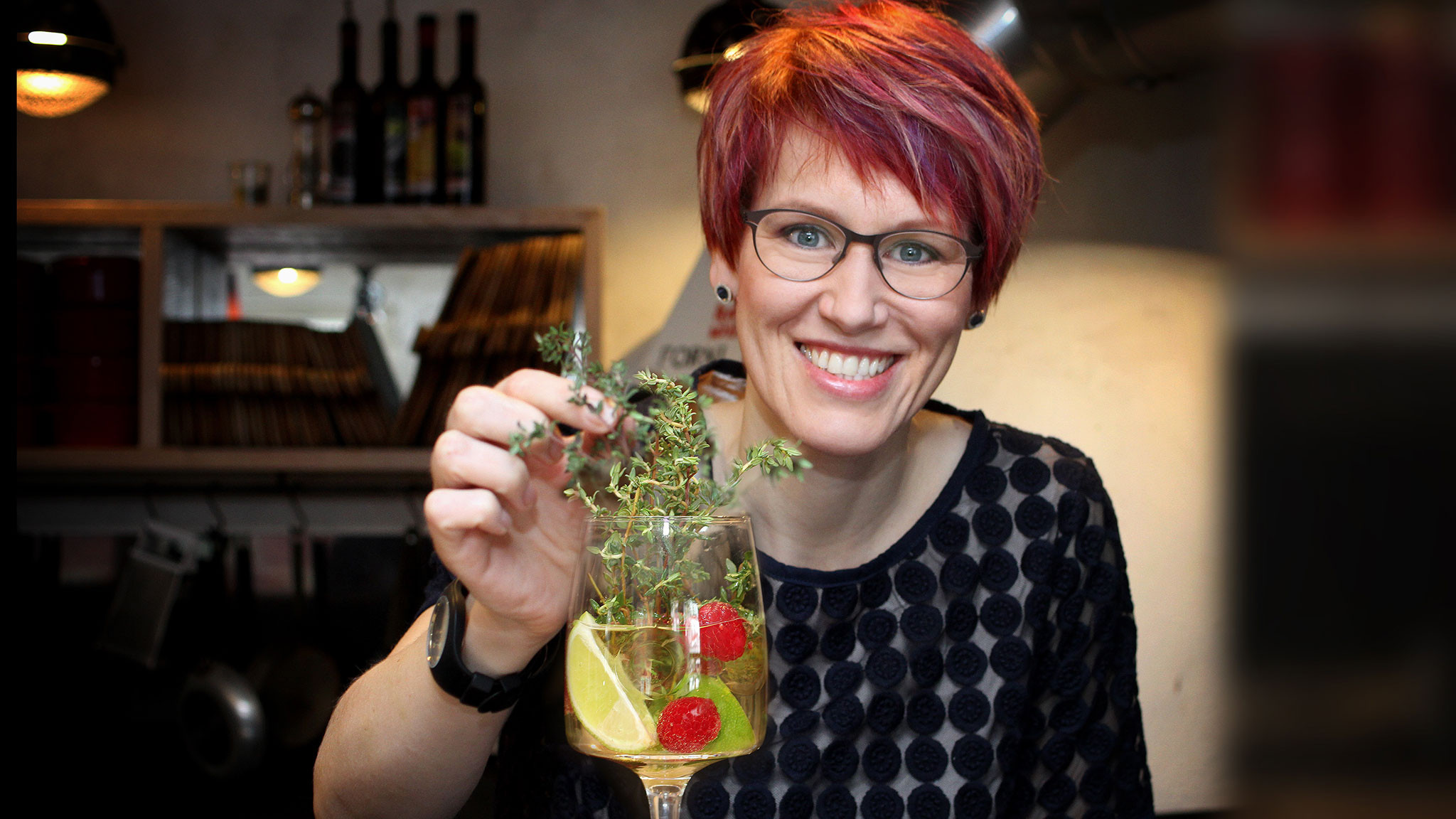 Kati Wilhelm Hochzeit
 Kati Wilhelm Vom Biathlon zur Gastronomie