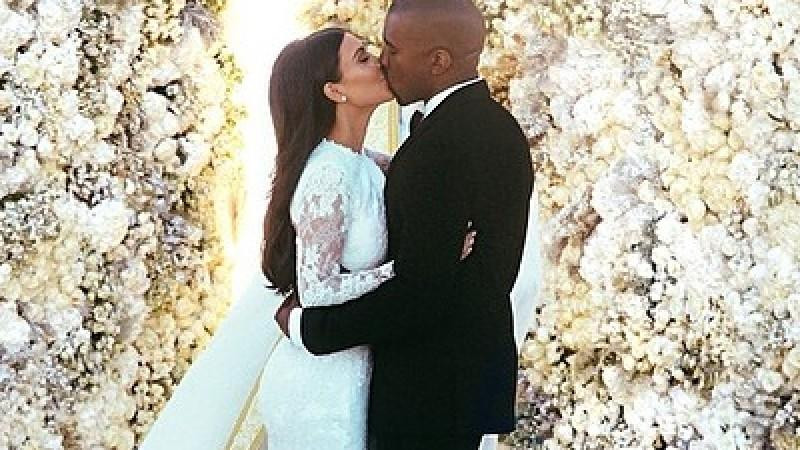 Kim Kardashian Hochzeitskleid
 Kim Kardashian und Kanye West Das erste Hochzeitsbild