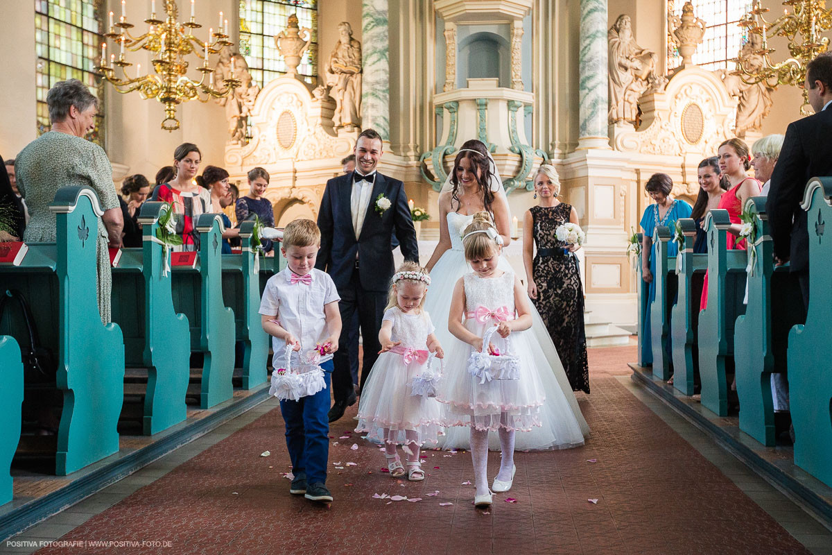 Kirchliche Hochzeit
 Hochzeit von Julia und Viktor kirchliche Trauung und