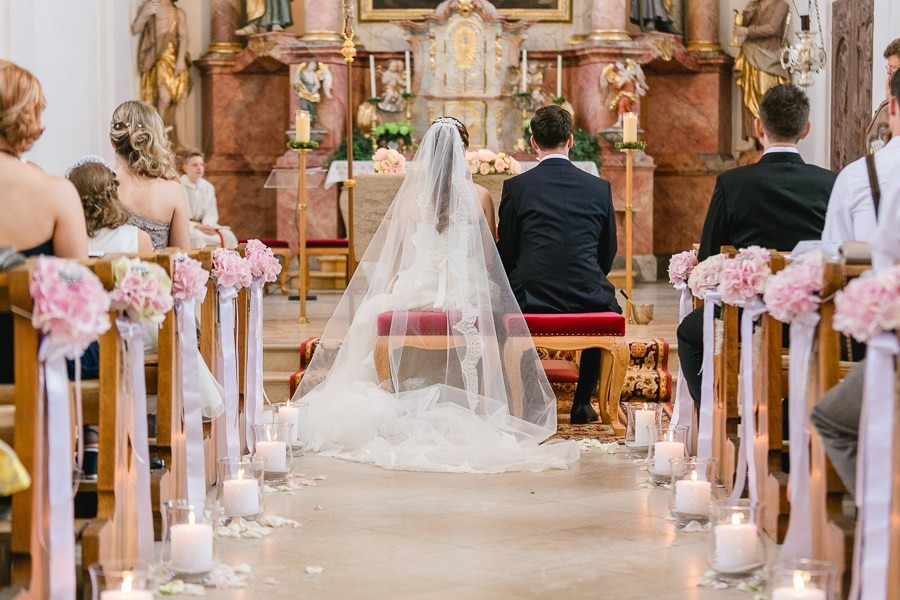 Kirchliche Hochzeit
 Hochzeit & Heiraten München Passau