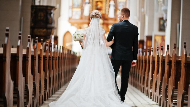 Kirchliche Hochzeit
 Kirchliche Hochzeit Darum trauen sich immer weniger Paare