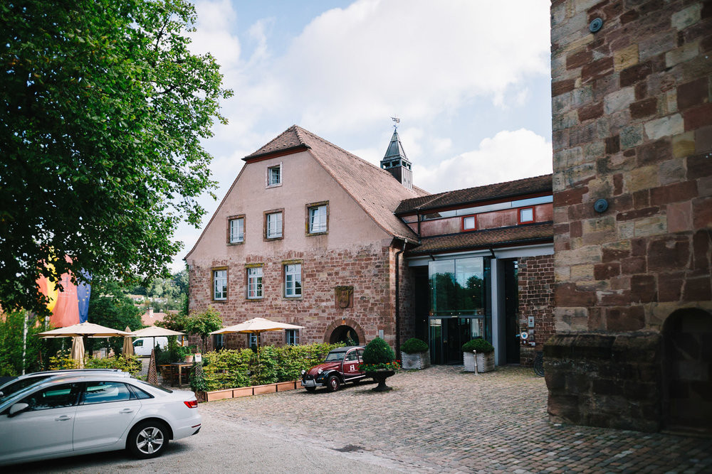 Kloster Hornbach Hochzeit
 Mit Linda und Martin im Kloster Hornbach — Wiegelmann