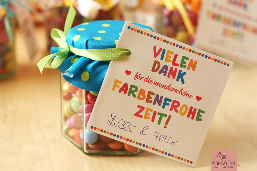 Kostenlose Geschenke
 Abschiedsgeschenk "Farbenfrohe Zeit" Kostenlose