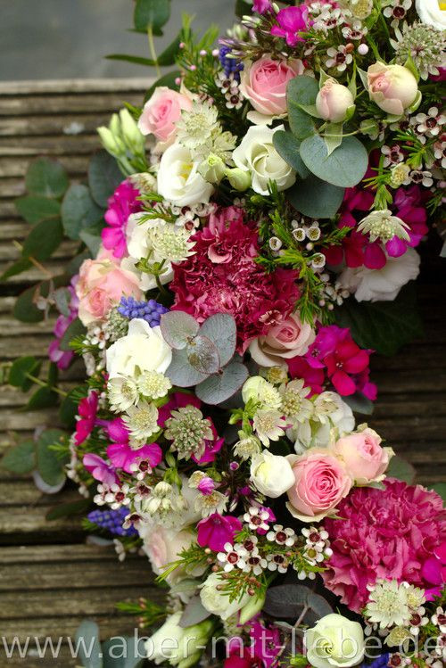 Kranz Hochzeit
 hochzeitsdeko pink hochzeit ideen kranz aus blumen