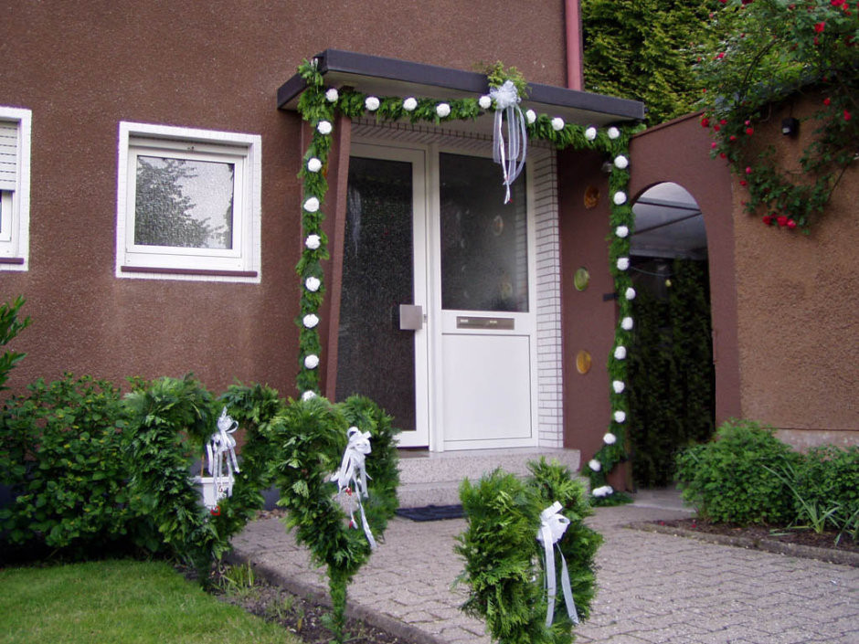 Kränzen Hochzeit
 Kraenzen Kränzchen Streetlife