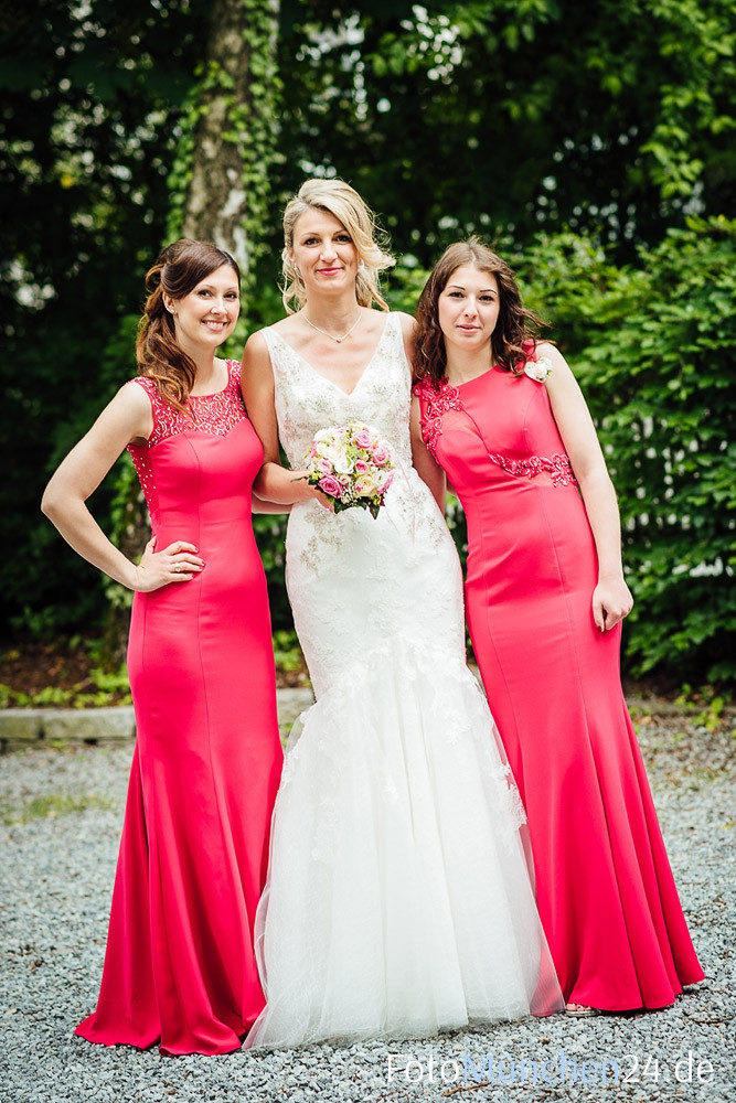 Kroatische Hochzeit
 Kroatische Hochzeit in München Fotomuenchen24