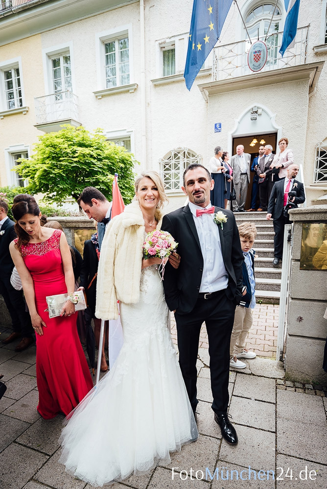 Kroatische Hochzeit
 Kroatische Hochzeit in München Fotomuenchen24