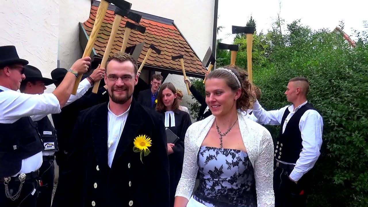 Kroatische Hochzeit
 Eine wunderschöne deutsch kroatische Hochzeit von Maja