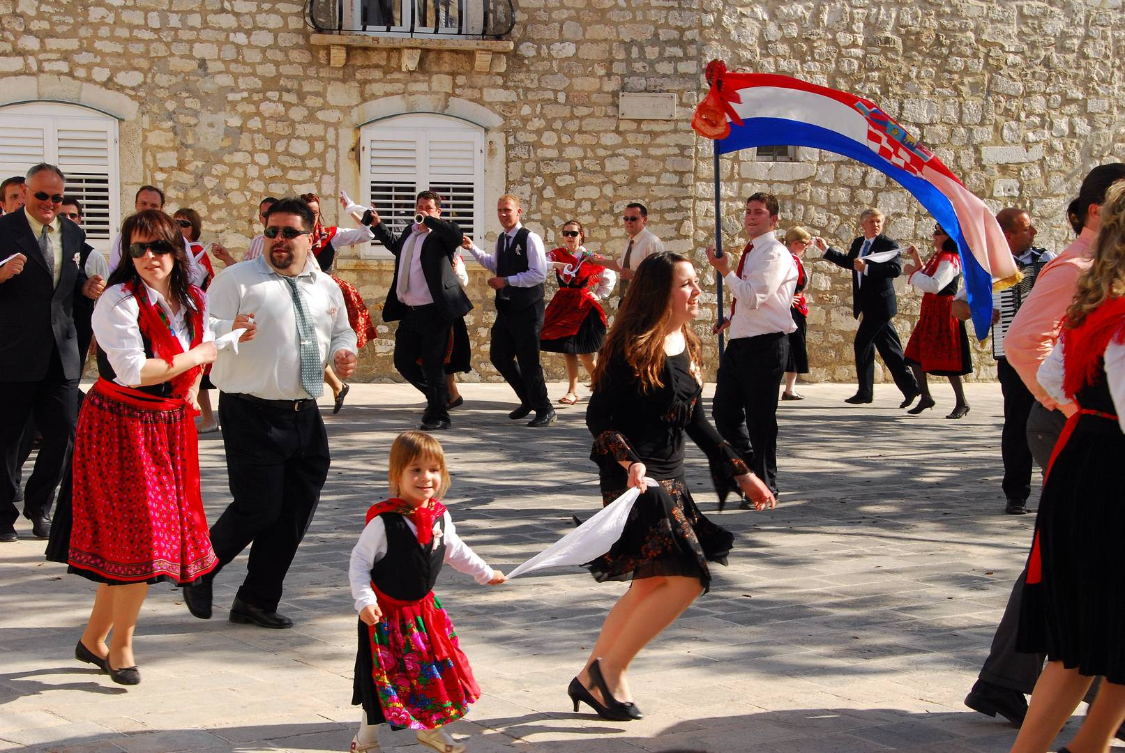 Kroatische Hochzeit
 Kroatische Hochzeit in Rab Foto & Bild