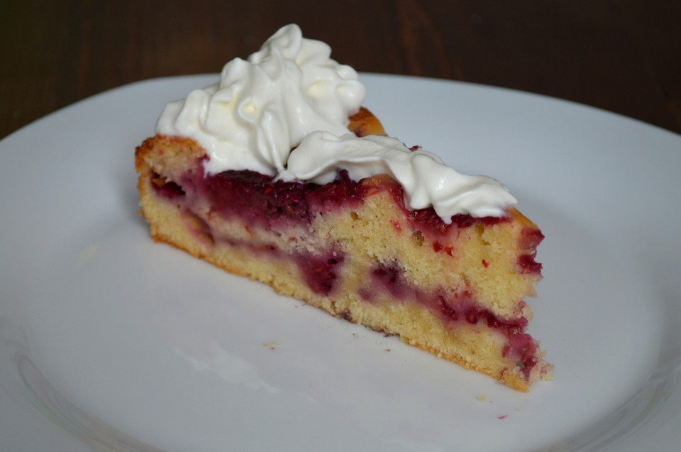 Kuchen Mit Joghurt
 Himbeer Joghurt Kuchen von Juulee