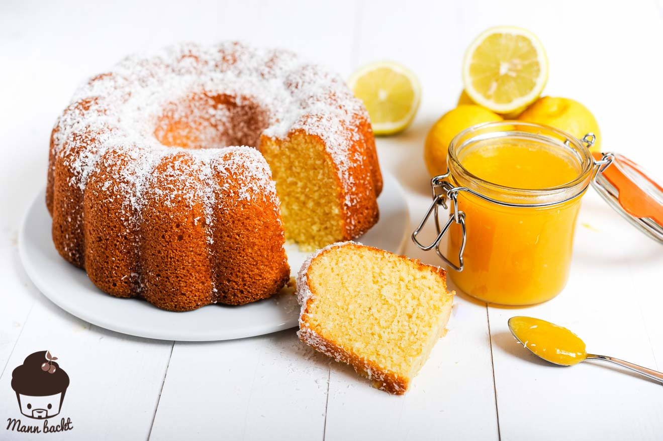 Kuchen Mit Lemon Curd
 Kokos Griess Gugelhupf mit Lemon Curd Mann backt