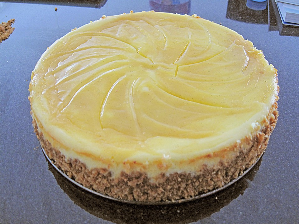 Kuchen Mit Lemon Curd
 Cheesecake mit Lemon Curd Füllung von pinktroublebee