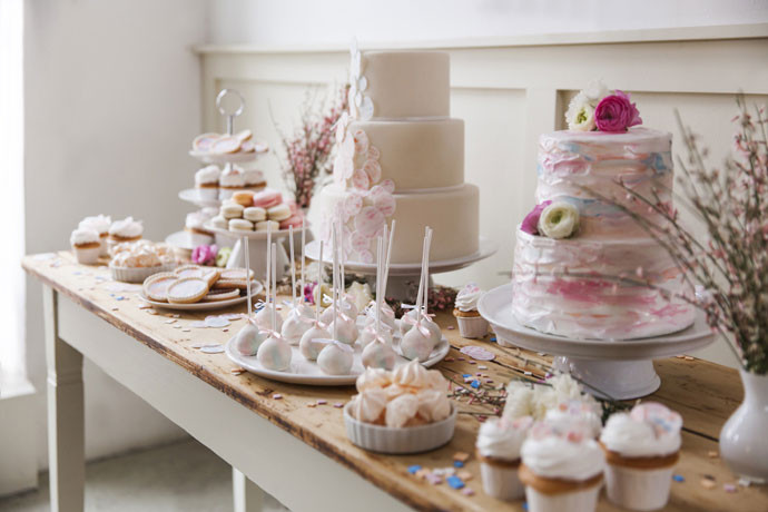 Kuchenbuffet Hochzeit
 Sweet Table Hochzeit