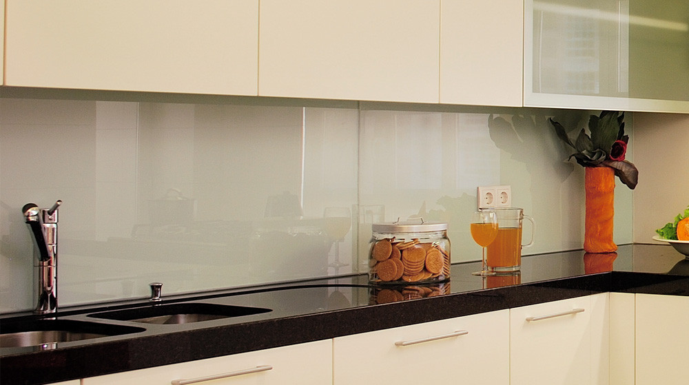 Küchenrückwand Acryl
 Küchenrückwand glasklar durchsichtig Spritzschutz