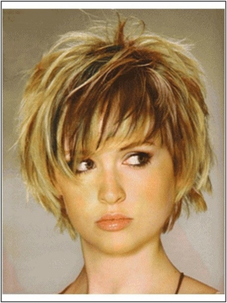 Kurzhaar Bob Frisuren
 Trendfrisuren 2018 kurzhaar