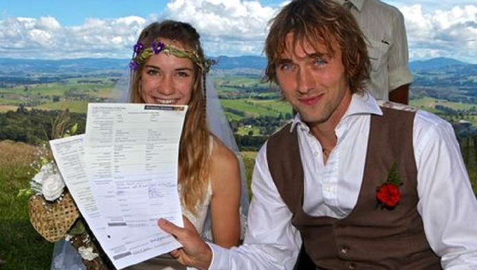 Laura Dekker Hochzeit
 Zeilmeisje Laura 19 trouwt met 31 jarige Duitser