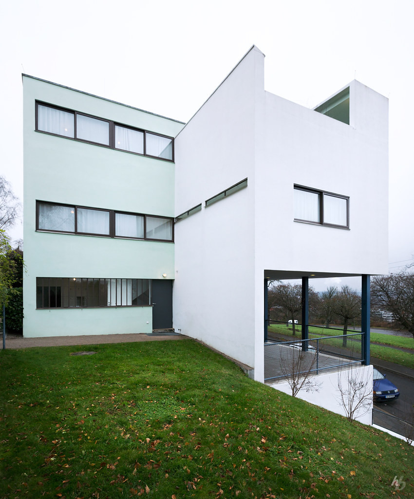 Le Corbusier Haus
 Haus Le Corbusier