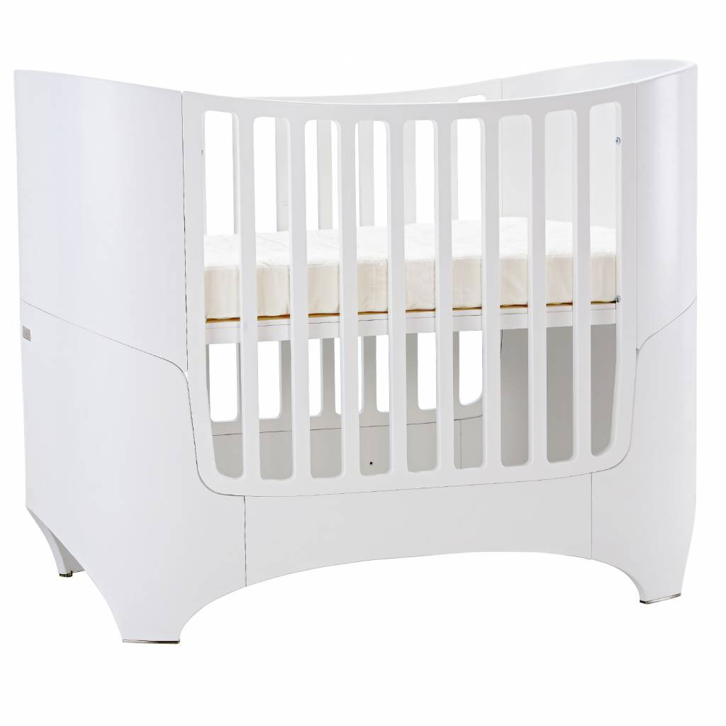 Leander Bett
 Leander Babybett weiss mit Juniorkit