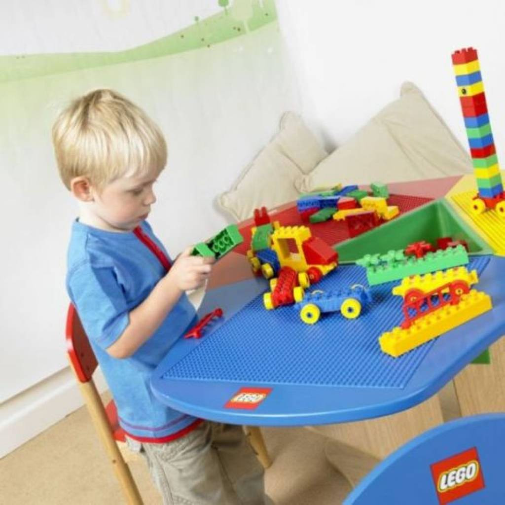 Lego Tisch
 LEGO Tisch Spieltischshop