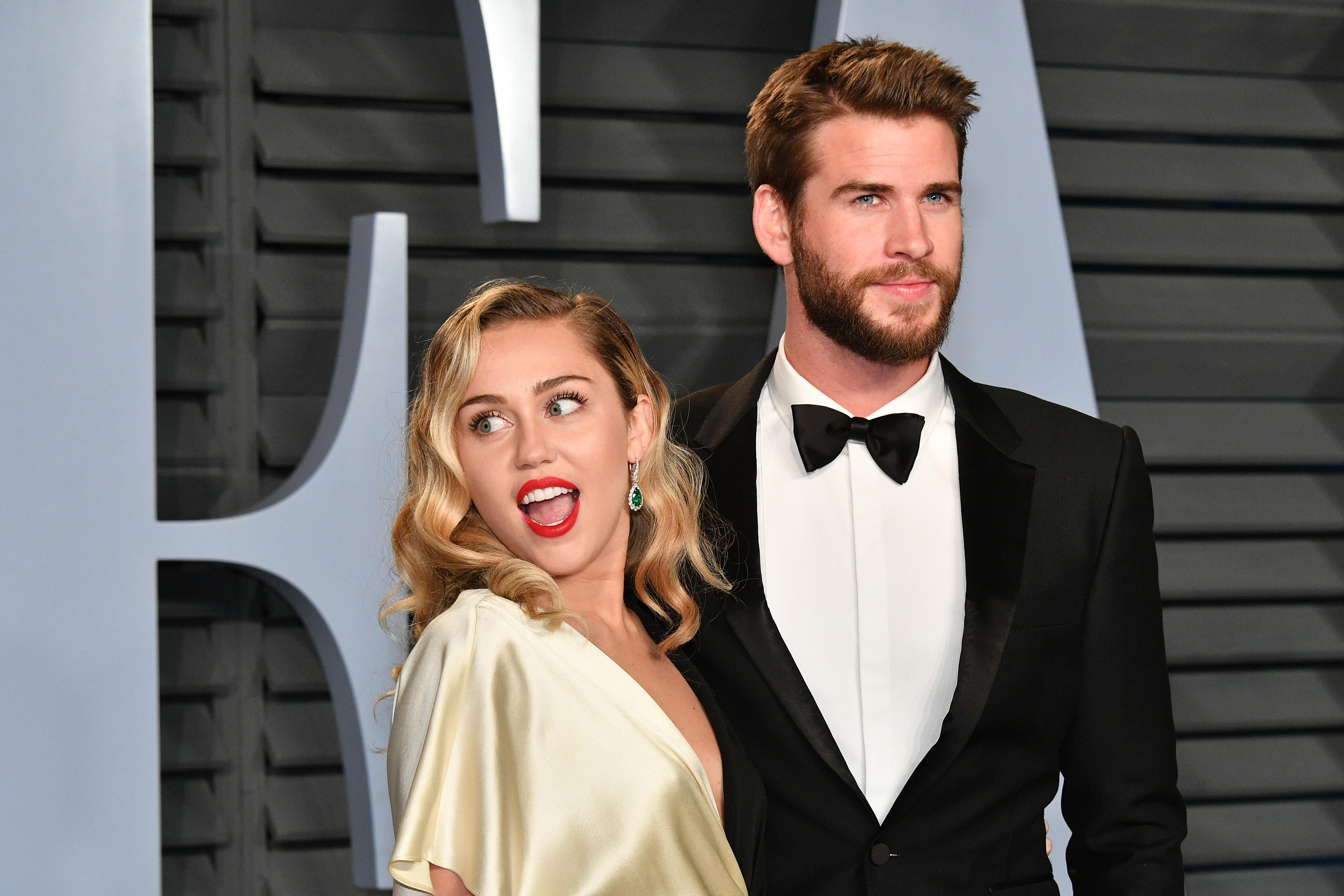 Liam Hemsworth Miley Cyrus Hochzeit
 Miley Cyrus Sie bestätigt Hochzeit mit Liam Hemsworth