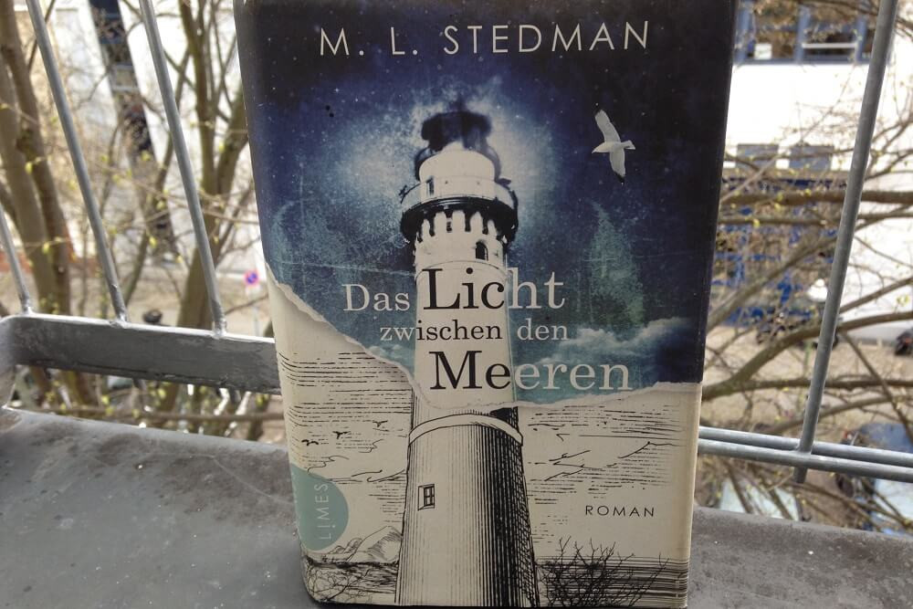 Licht Zwischen Den Meeren
 Das Licht zwischen den Meeren von M L Stedman