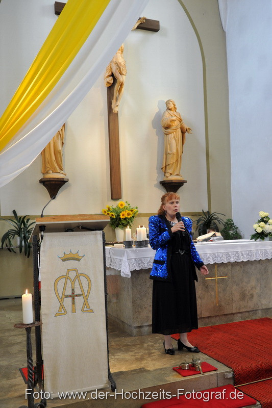 Lieder Hochzeit Standesamt
 Kirche Standesamt Sängerin Anica Traut Hochzeitssaengerin