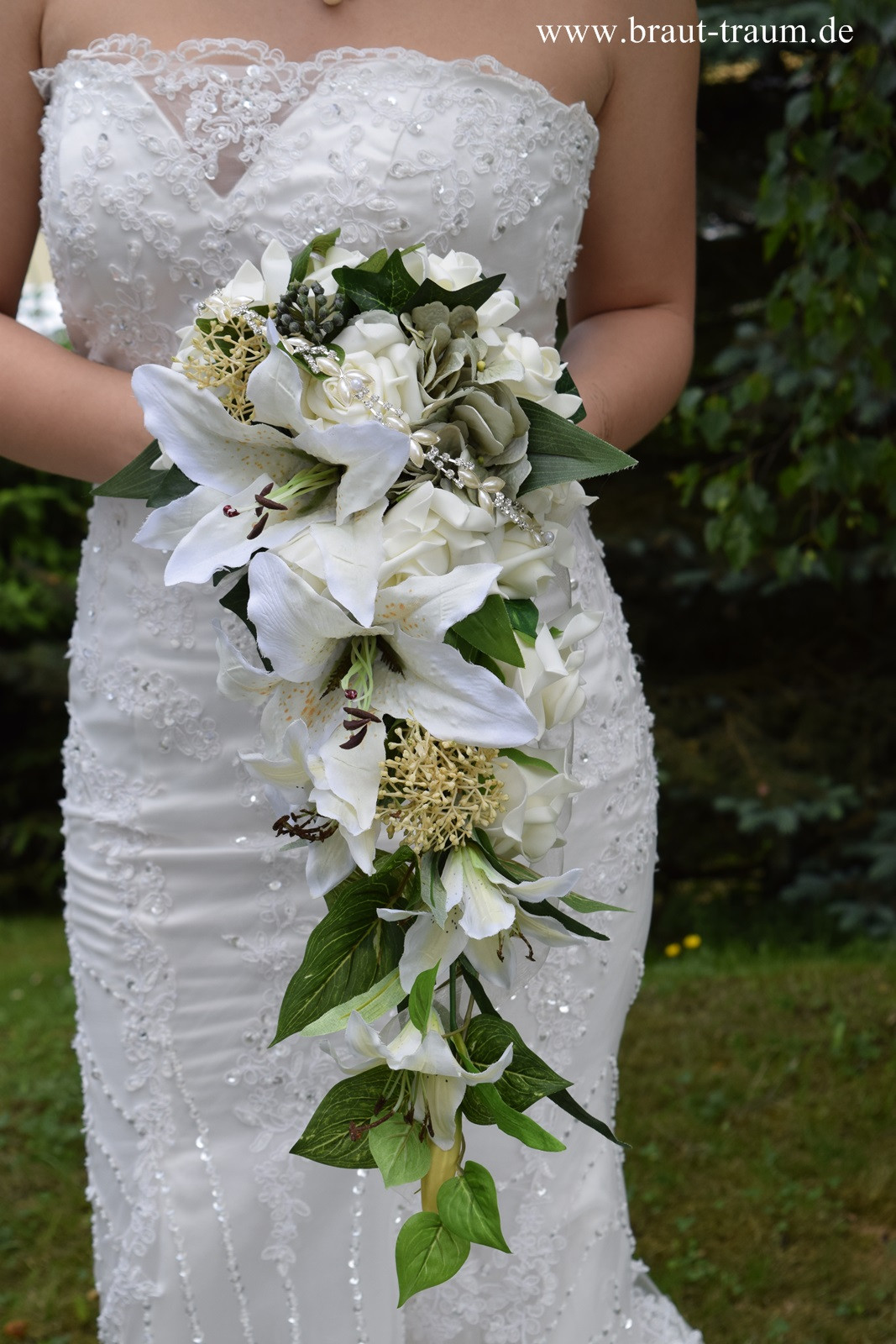 Lilien Brautstrauß
 Braut Traum Träume werden wahr Brautstrauss Lilien