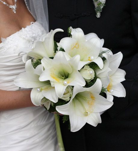 Lilien Brautstrauß
 Lilien Blumen