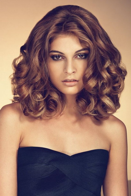 Locken Frisuren Frauen
 Kurze locken frisuren 2017