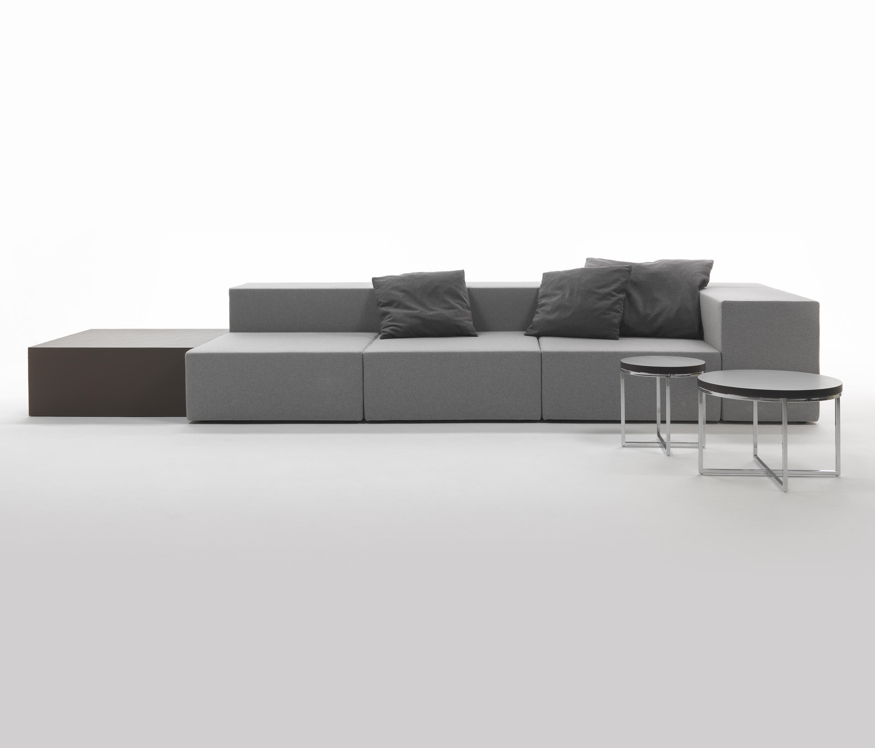 Lounge Sofa
 LOUNGE SOFA Modular seating systems from Giulio Marelli