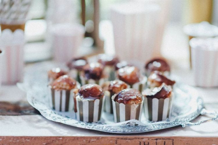 Low Budget Hochzeit
 Tipps für eine gelungene Low Bud Hochzeit