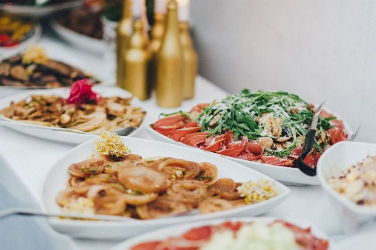 Low Budget Hochzeit
 Tipps für eine gelungene Low Bud Hochzeit