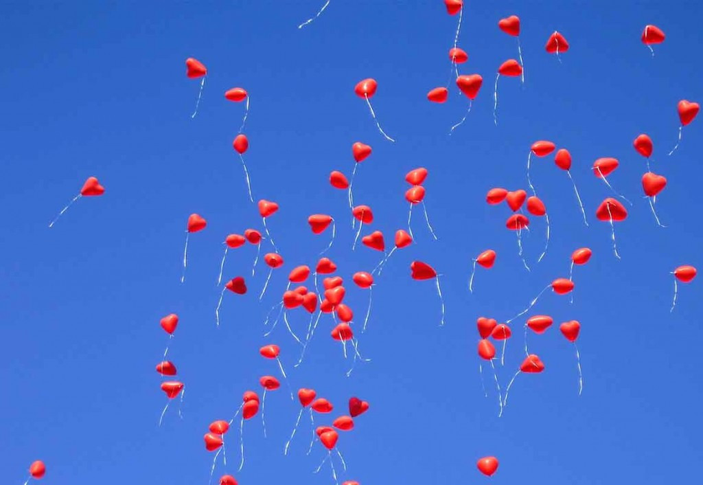 Luftballons Steigen Lassen Hochzeit
 Einfach himmlisch Luftballons bei Hochzeit steigen lassen