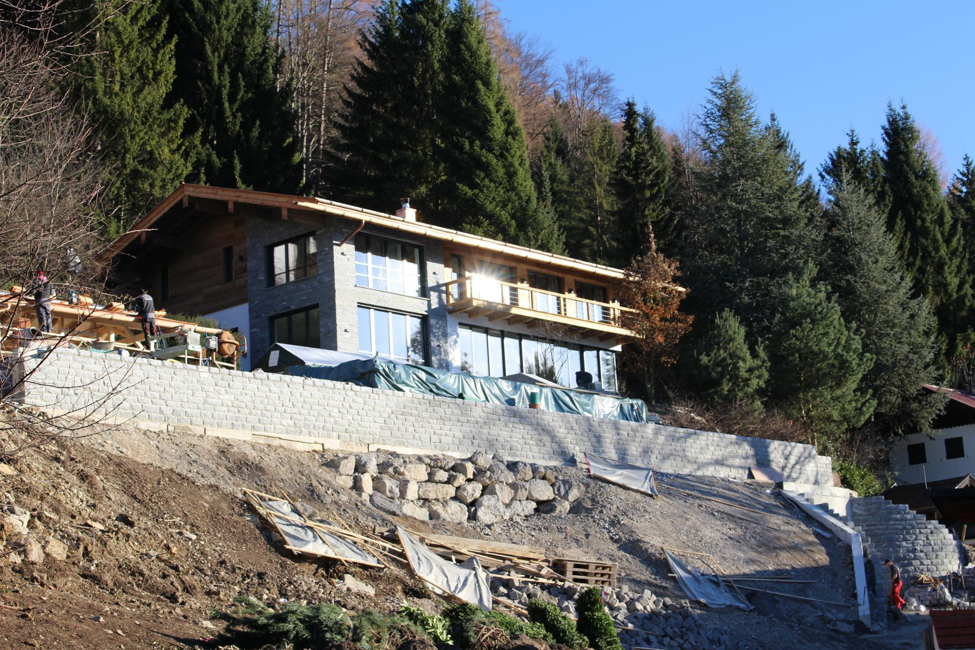 Manuel Neuer Haus
 Philipp Lahm am Tegernsee Wie er sich sein neues Leben