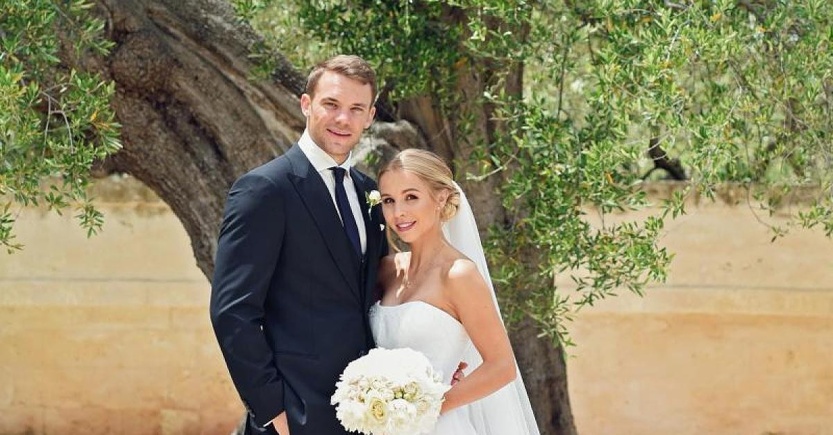 Manuel Neuer Hochzeit Italien
 Hochzeit in Monopoli Manuel und Nina Neuer lassen sich in