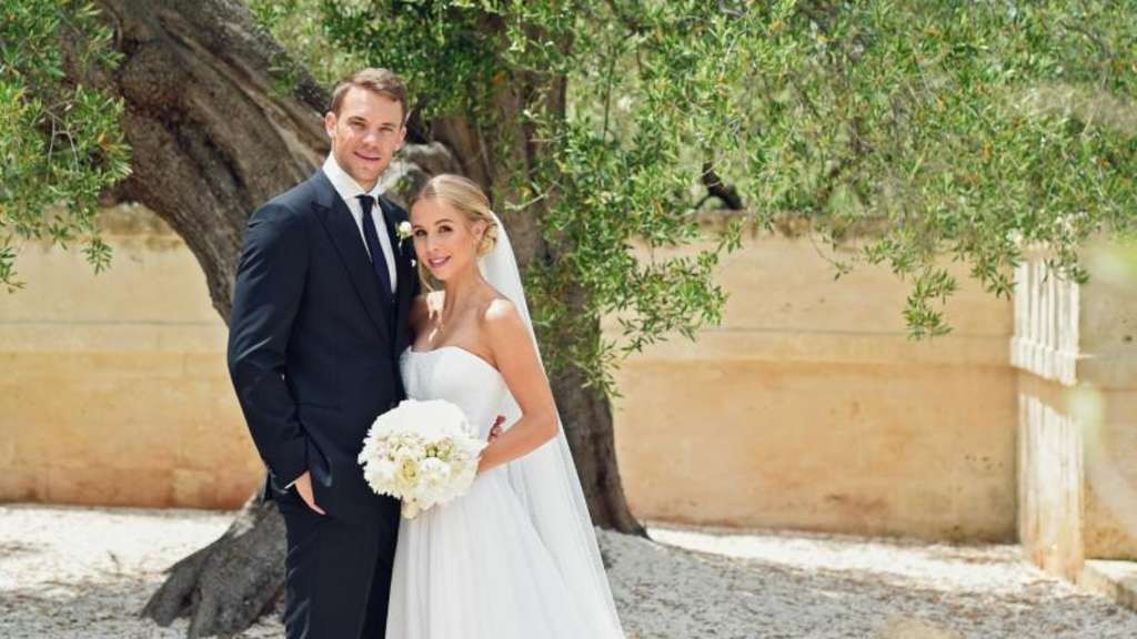 Manuel Neuer Hochzeit Italien
 Manuel und Nina Neuer heiraten in italienischer Kirche