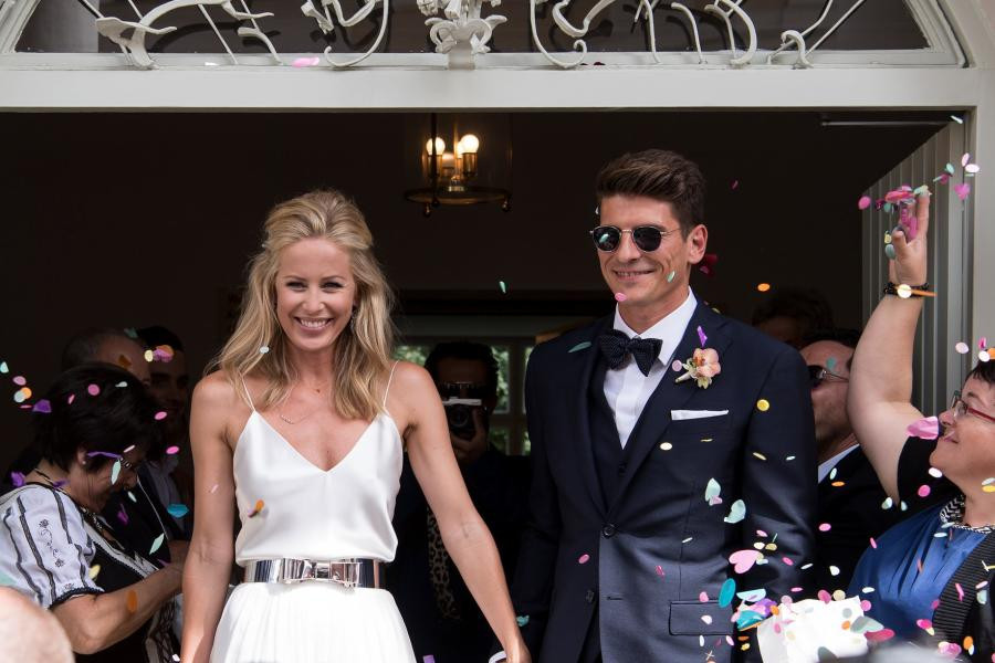 Mario Gomez Hochzeit
 Mario Gomez und Carina Wanzung haben geheiratet DIE WELT