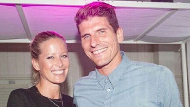 Mario Gomez Hochzeit
 Mario Gomez Hochzeit mit Model Freundin Carina Wanzung