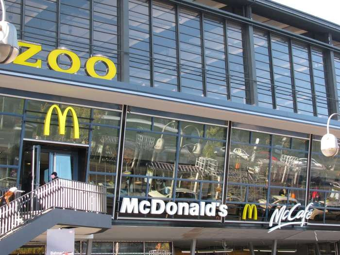 Mcdonalds Zoologischer Garten
 McDonald s Restaurant Zoo Terrassen 13 Bewertungen