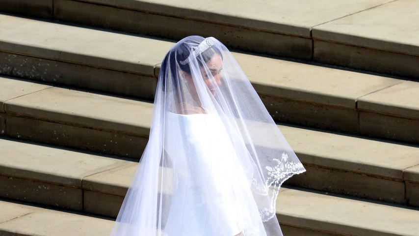 Meghan Hochzeitskleid
 Erste Fotos So traumhaft ist Meghan Markles Brautkleid