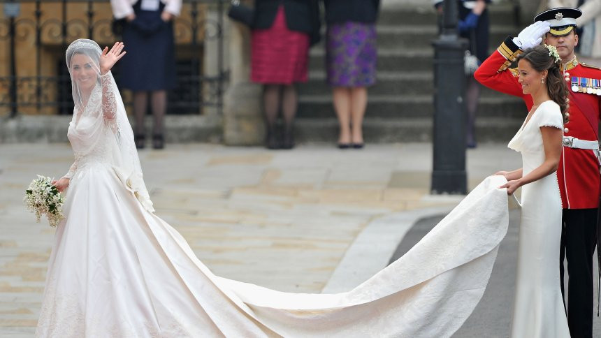 Meghan Hochzeitskleid
 Hochzeitskleid von Meghan Markle Im Auftrag ihrer