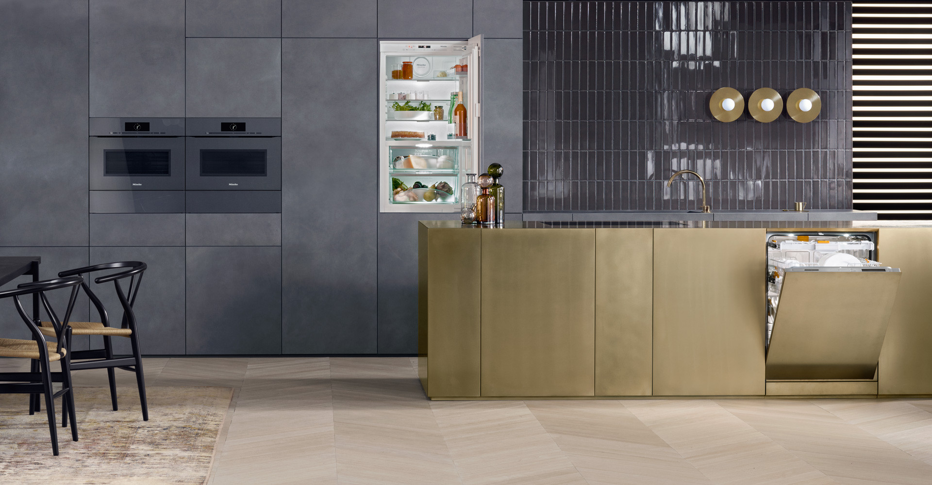 Miele Küchen
 ArtLine built in appliances with Touch2Open Miele