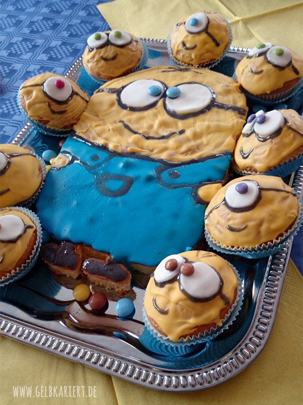 Minion Kuchen
 Minions Kindergeburtstagsparty alles selbst gemacht