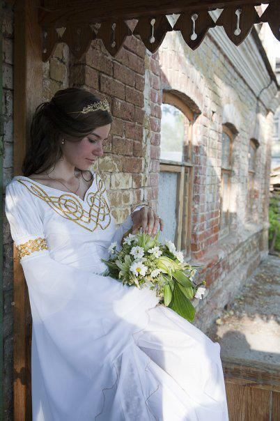 Mittelalter Kleider Hochzeit
 107 best Mittelalter Hochzeit images on Pinterest
